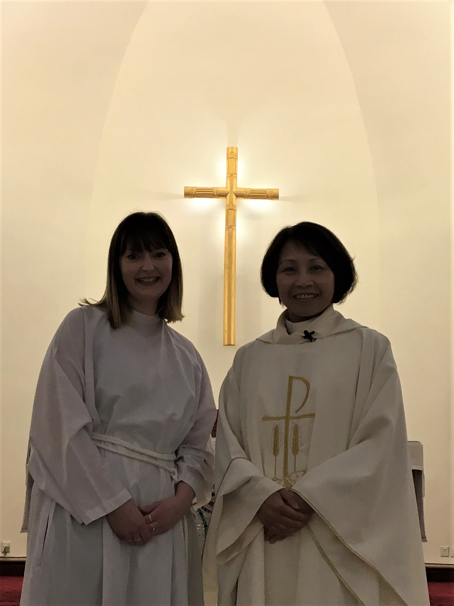 Emma Carson with Rev Cindy Kwok at All Saints Cathedral